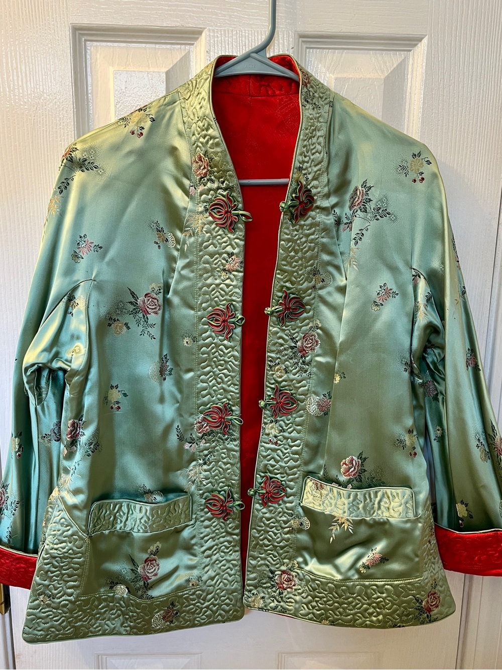 Stunning Vintage Silk Embroidered Green and Red Reversible Jacket